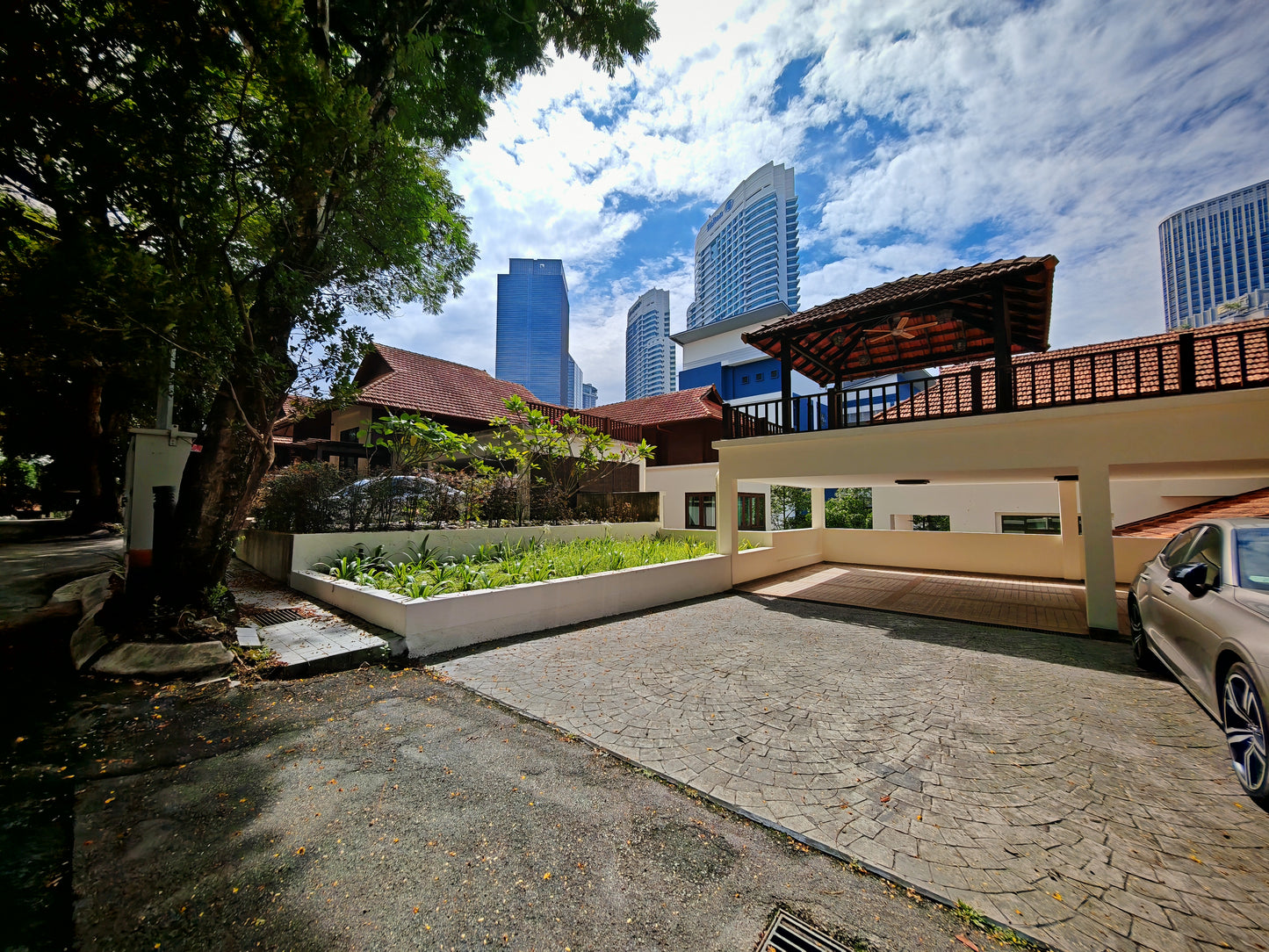 Luxury Bungalow Near KL Sentral & Mid Valley. Sri Bukit Persekutuan