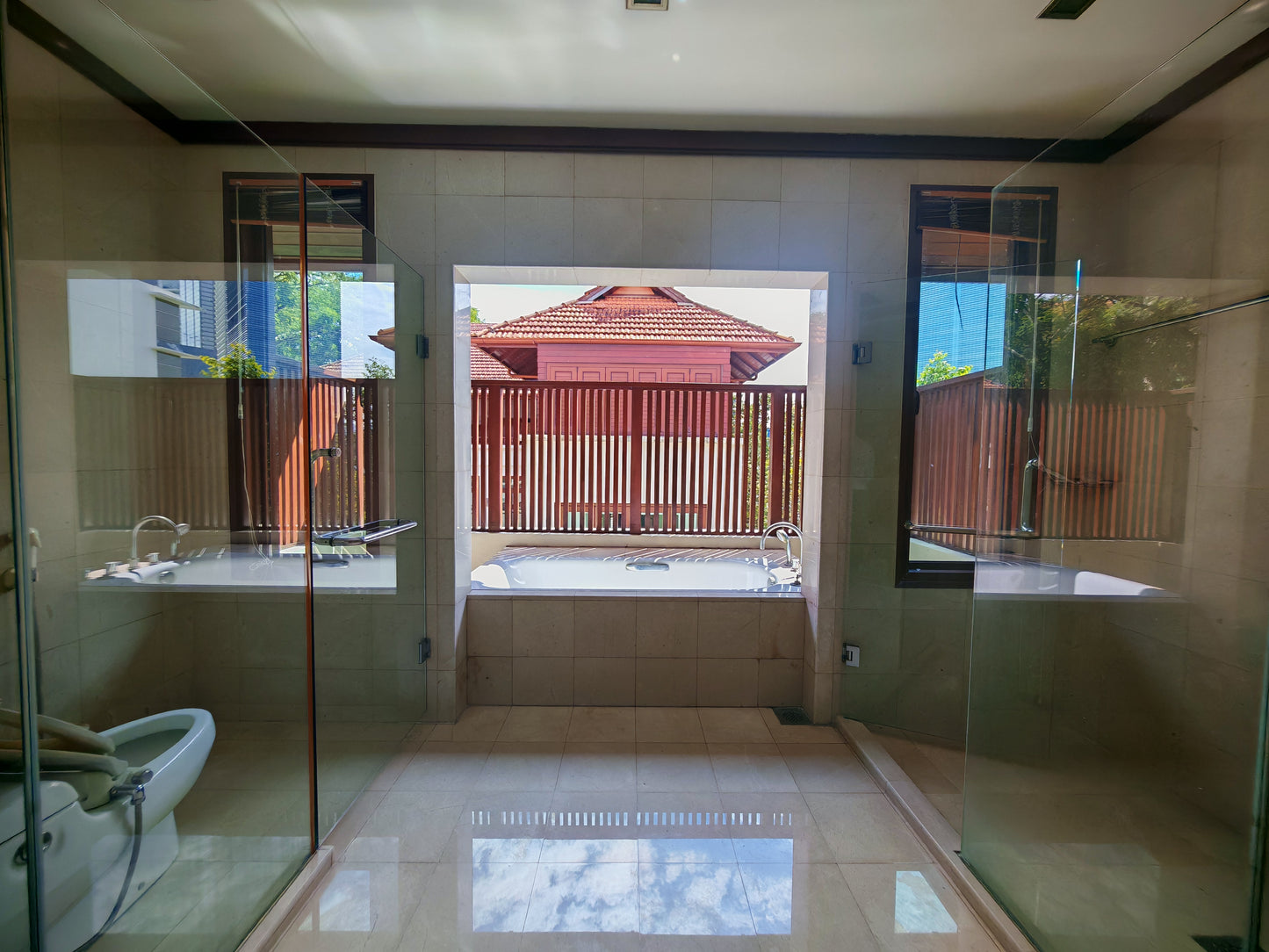 Luxury Bungalow Near KL Sentral & Mid Valley. Sri Bukit Persekutuan