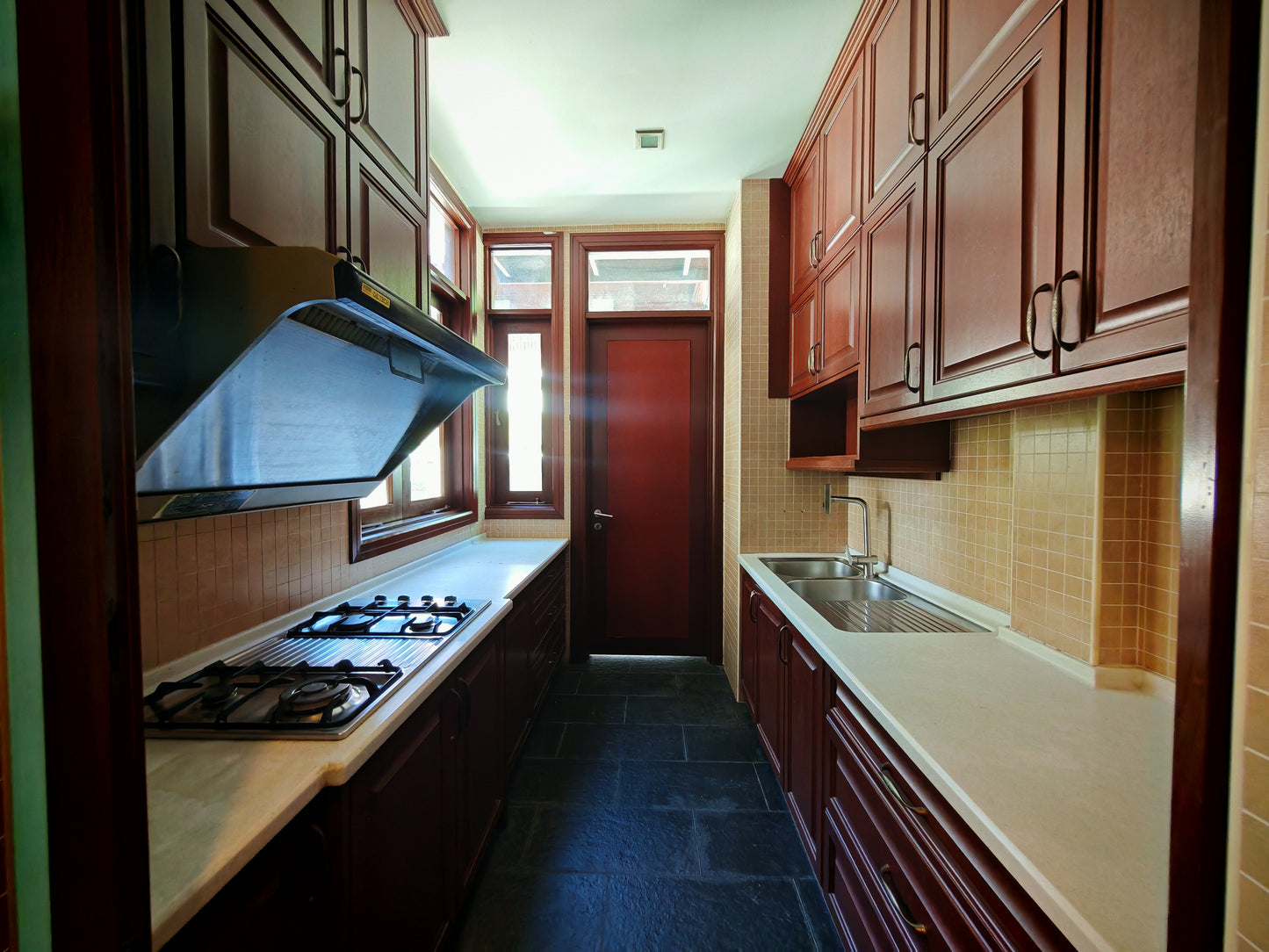 Luxury Bungalow Near KL Sentral & Mid Valley. Sri Bukit Persekutuan