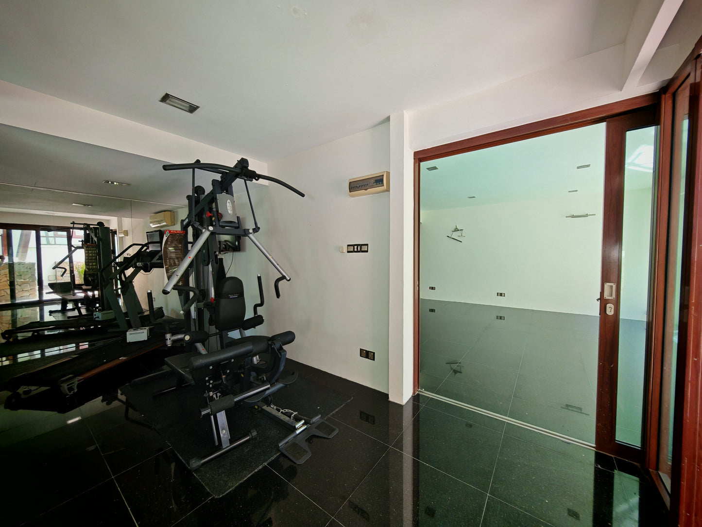 Luxury Bungalow Near KL Sentral & Mid Valley. Sri Bukit Persekutuan