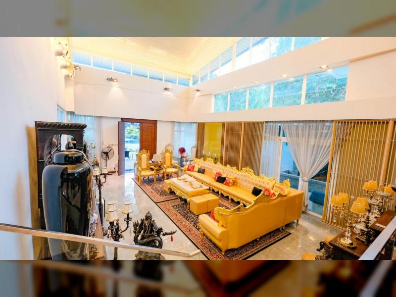 3.5 STOREY BUNGALOW - COUNTRY HEIGHTS DAMANSARA