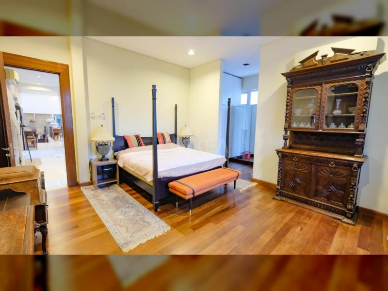 3.5 STOREY BUNGALOW - COUNTRY HEIGHTS DAMANSARA