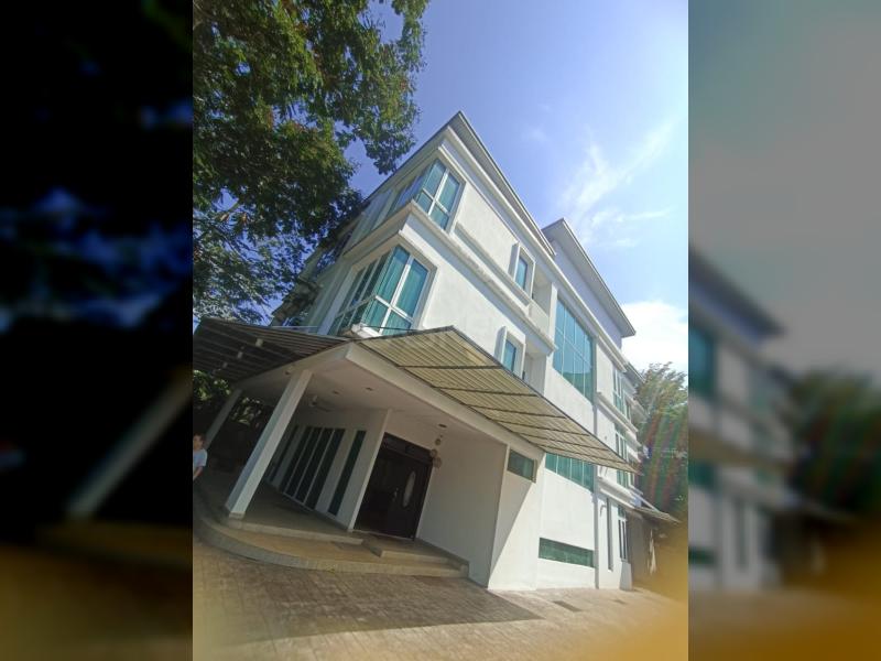 Luxurious 4-Storey Bungalow in Jalan Batai Barat, Bukit Damansara