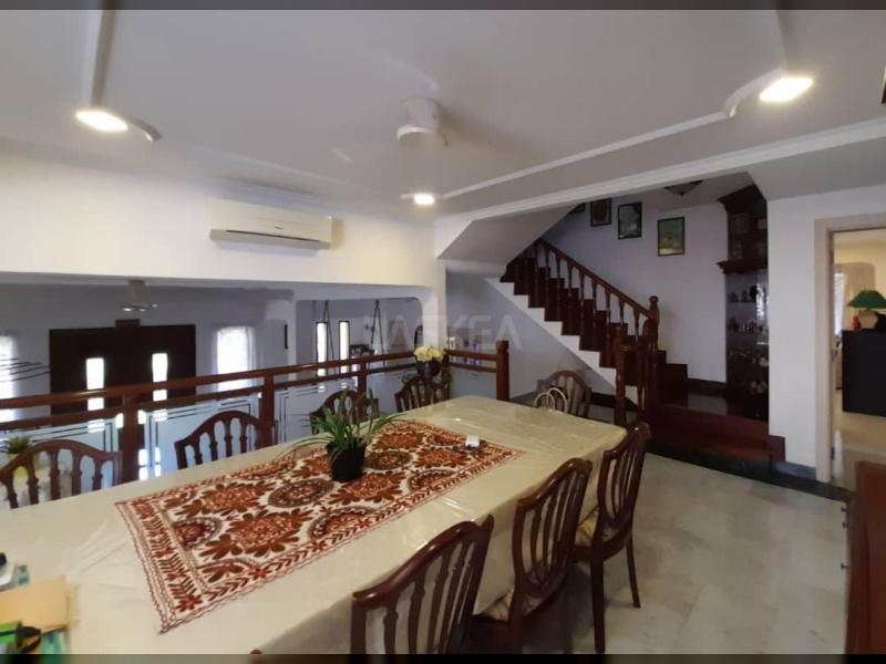 Bukit Bandaraya, Bangsar Kuala Lumpur Spacious Renovated 2.5 Storey Well Kept Bungalow with 5+1 Rooms 5 Bathrooms Freehold RM4.2 Million Neg