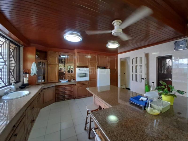 Bukit Bandaraya, Bangsar Kuala Lumpur Spacious Renovated 2.5 Storey Well Kept Bungalow with 5+1 Rooms 5 Bathrooms Freehold RM4.2 Million Neg