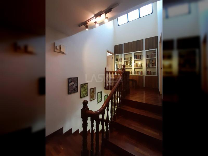 Bukit Bandaraya, Bangsar Kuala Lumpur Spacious Renovated 2.5 Storey Well Kept Bungalow with 5+1 Rooms 5 Bathrooms Freehold RM4.2 Million Neg