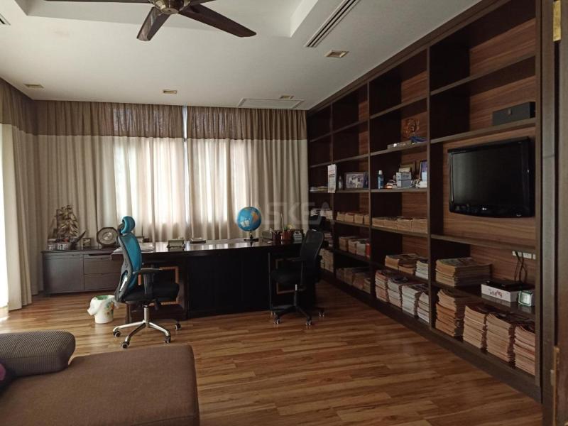 Facing Open Exclusive 3 Storey Bungalow The Peak Ampang For Sale