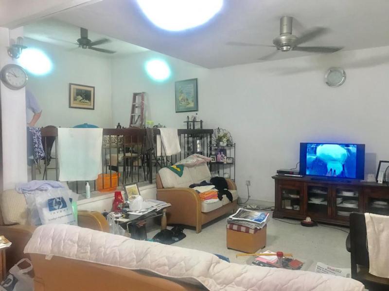 2 Storey Terrace House: Perfect for Renovation and Rebuilt.