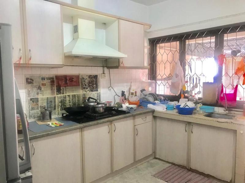 2 Storey Terrace House: Perfect for Renovation and Rebuilt.