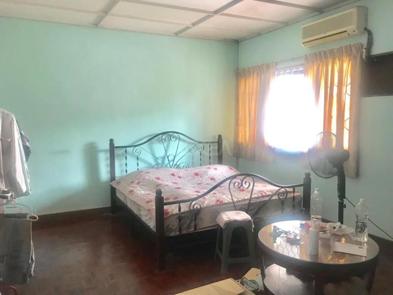 2 Storey Terrace House: Perfect for Renovation and Rebuilt.