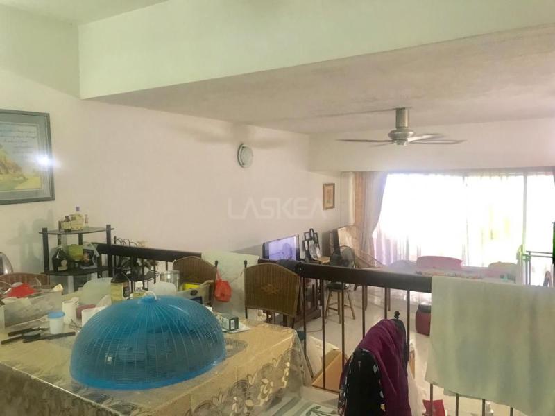 2 Storey Terrace House: Perfect for Renovation and Rebuilt.