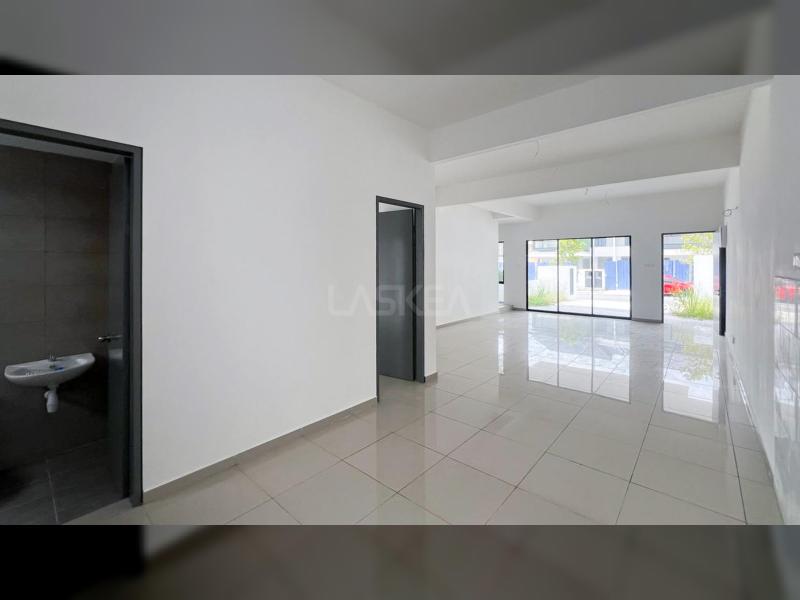 RESIDENSI LAMBAIAN DUA, KAJANG - WITH CLUBHOUSE FACILITIES