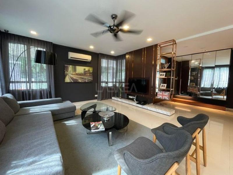 Corner Unit Brand New 3 Storey Semi D Villa Penchala in Kampung Sg Penchala KL