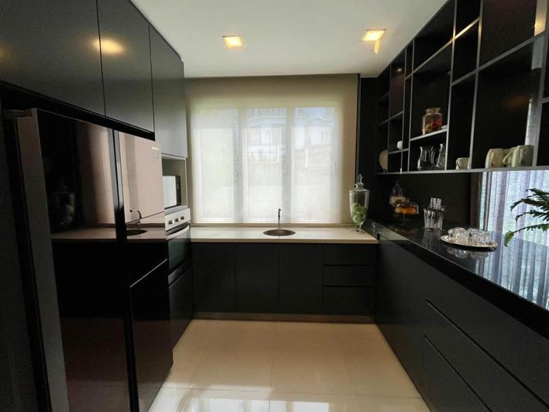 Corner Unit Brand New 3 Storey Semi D Villa Penchala in Kampung Sg Penchala KL