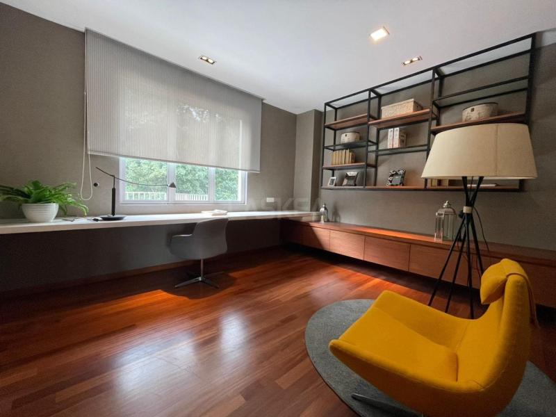 Corner Unit Brand New 3 Storey Semi D Villa Penchala in Kampung Sg Penchala KL