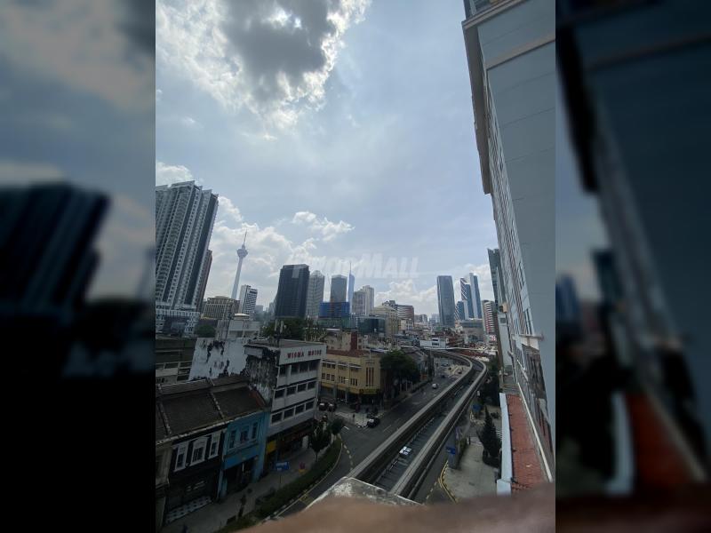 5 STOREY SHOP END LOT