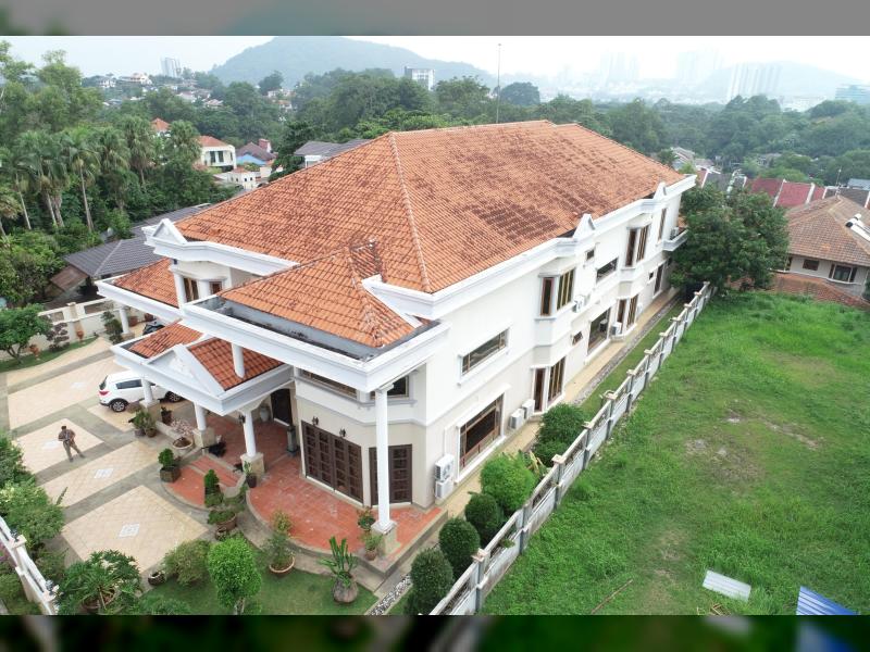 DOUBLE STOREY BUNGALOW HOUSE @ KEMENSAH HEIGHT FOR SALE