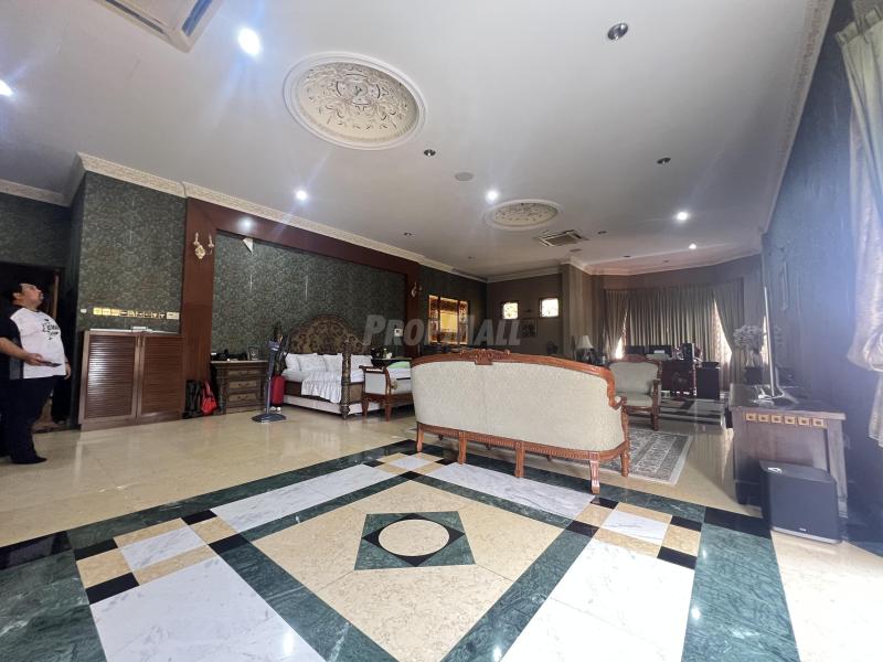 DOUBLE STOREY BUNGALOW HOUSE @ KEMENSAH HEIGHT FOR SALE