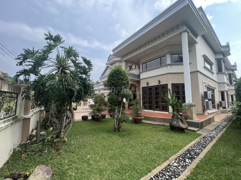 DOUBLE STOREY BUNGALOW HOUSE @ KEMENSAH HEIGHT FOR SALE