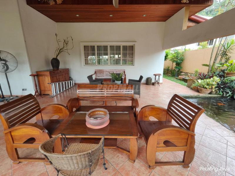 Freehold Bungalow with Huge Land Bukit Gasing, Petaling Jaya For Sale