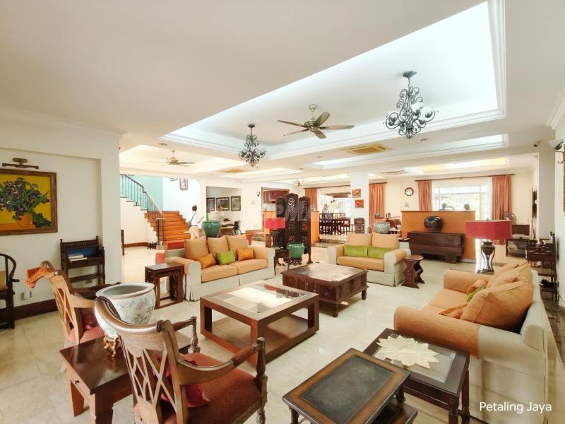 Freehold Bungalow with Huge Land Bukit Gasing, Petaling Jaya For Sale